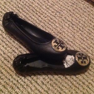 TORY BURCH Black Leather Ballet Flats Size 8